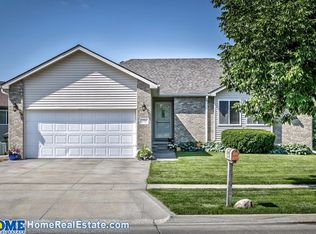 7205 S 21st St, Lincoln, NE 68512