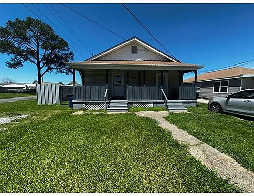 1060 Avenue B #A Photo 1