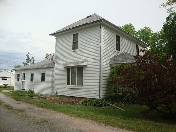 5th image of 103 N East Ave