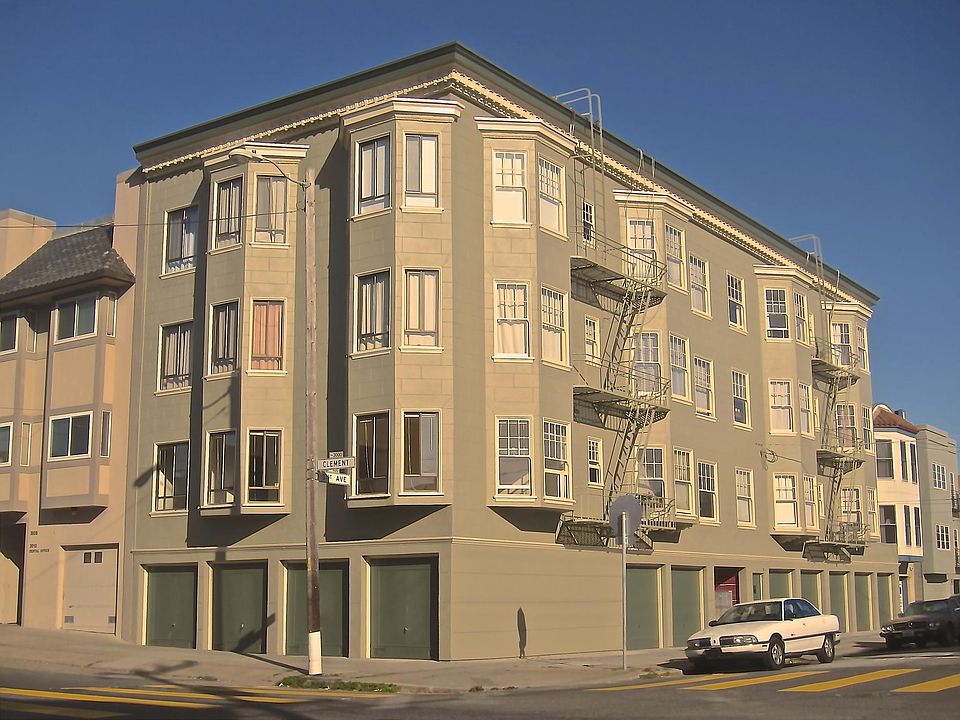 1st image of 395 31st Ave
