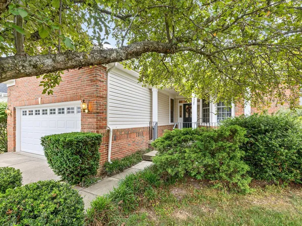 5327 W Philippi Pl, Fredericksburg, VA 22407