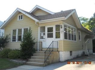 18418 Palmer Ave, Homewood, IL 60430