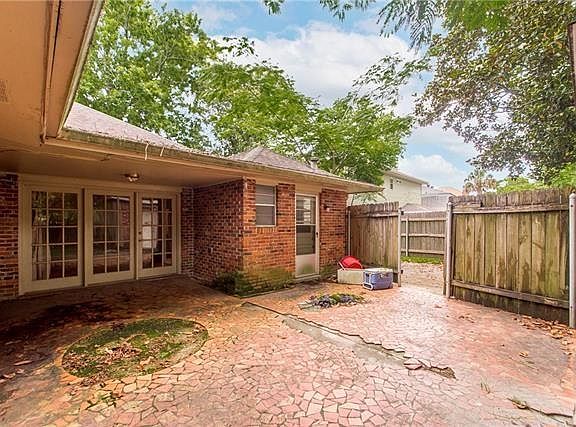 3rd image of 3638 Inwood Ave