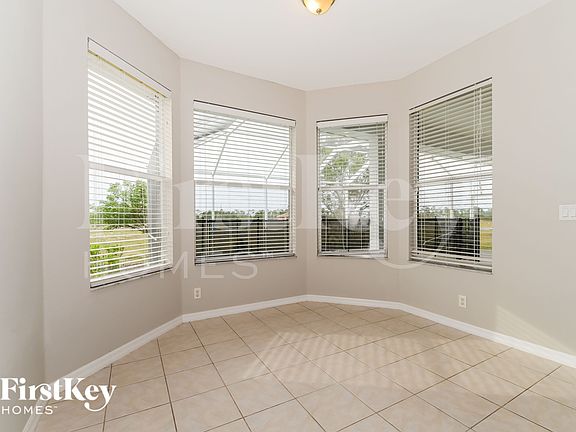 5th image of 3820 NW 43rd Pl