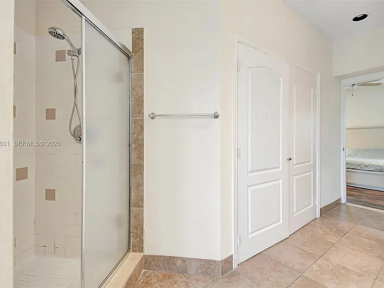16339 Malibu Dr #22 — Photo 29