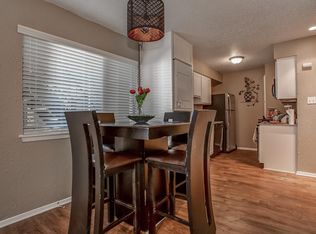Camino Flats - Pricing for Entire Apt, Austin, TX 78705