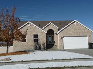 432 S Mapleton Ln, Tooele, UT 84074