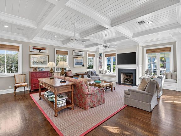 5th image of 710 Isle Of Palms Drive