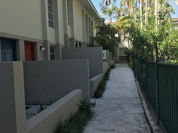 2nd image of 2900 Bird Ave APT 04
