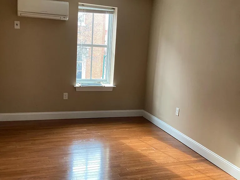 100 N Potomac St #3A — Photo 18