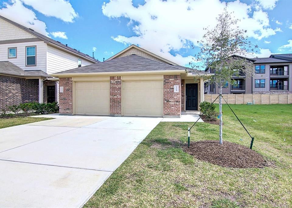 1st image of 5564 Plantation Forest Dr