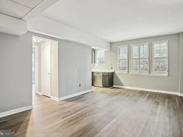 1736 Queens Ln #3-190, Arlington, VA 22201