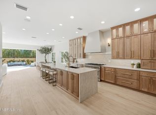 354 11TH Street, Atlantic Beach, FL 32233