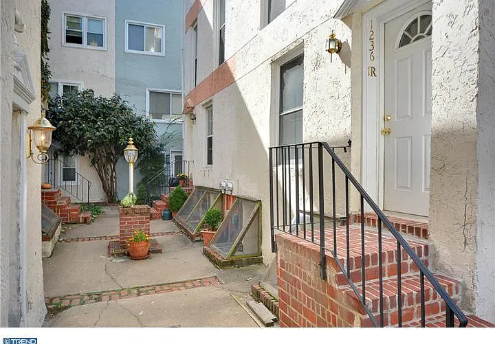 1236 South St #1R