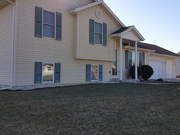 3rd image of 16308 Sunflower Ave
