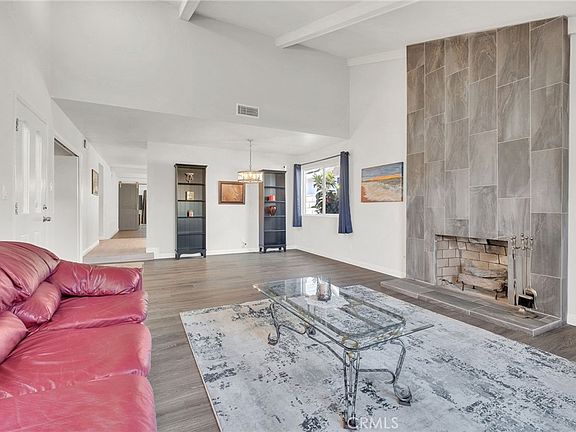 2nd image of 108 W 229th Pl