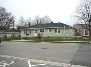 209 W Mondamin St, Minooka, IL 60447