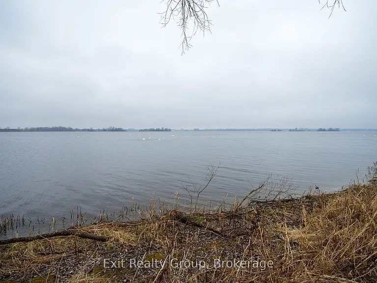 217 Massassauga Rd — Photo 24