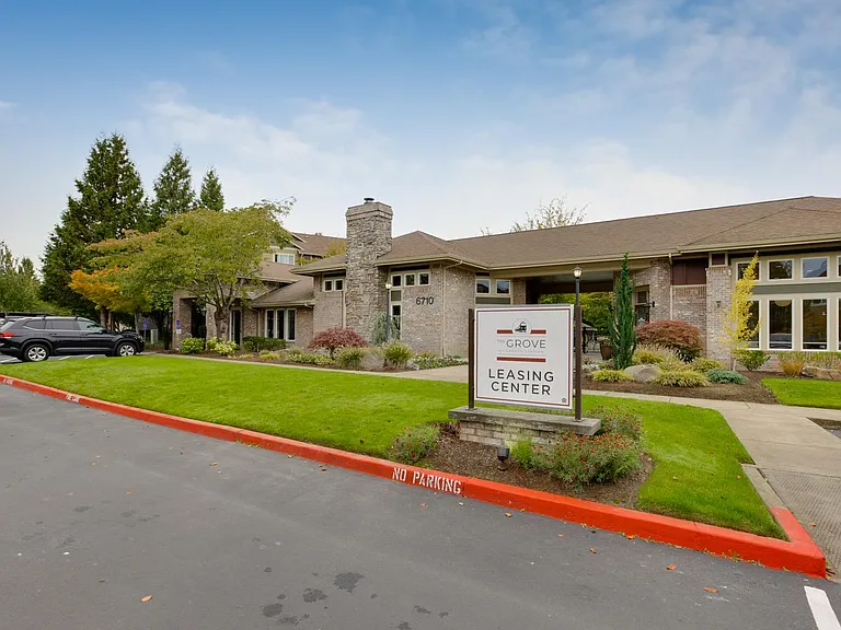 Grove at Orenco Station Apartments — Photo 36