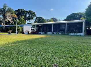 1351 4th Ave, Vero Beach, FL 32960