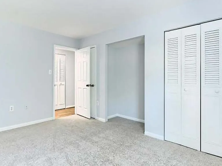 5205 Duke St #201 — Photo 19