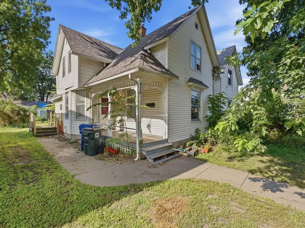 425 W 16th St, Davenport, IA 52803