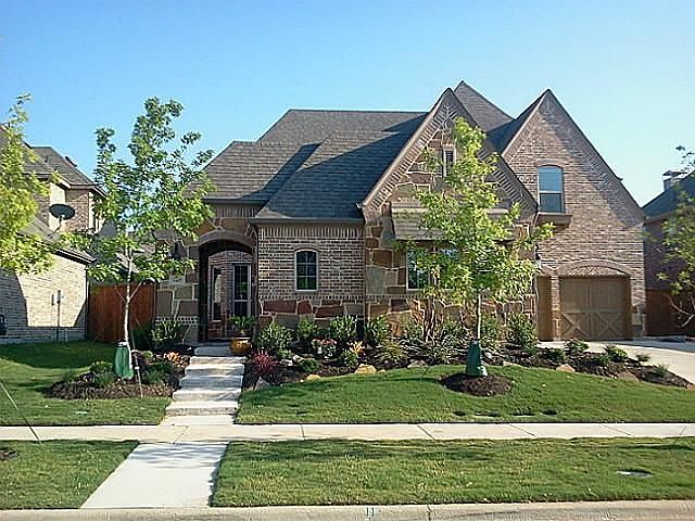 1st image of 14687 Foxbriar Ln