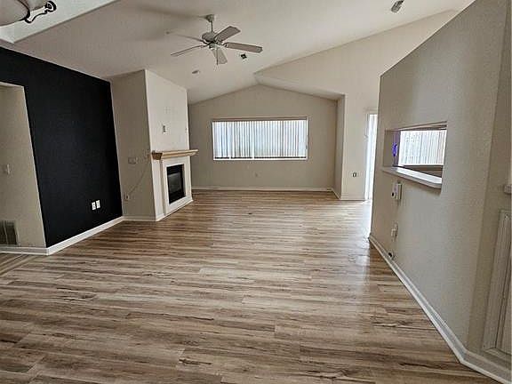 3rd image of 1023 Hilltop Ln #1023