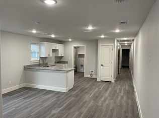 612 E 3rd St #2, Bonham, TX 75418