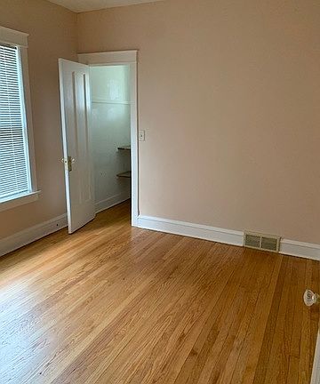 5th image of 1422 S 59th Ave