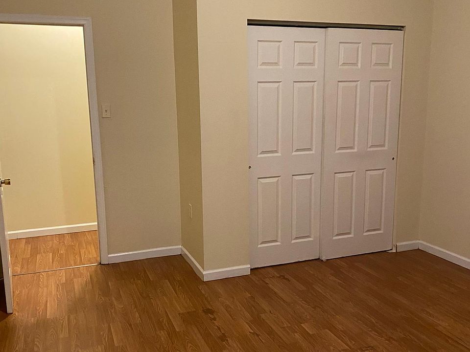 1st image of 3329 N 16th St Floor 1