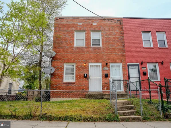 5422 James Pl NE, Washington, DC 20019