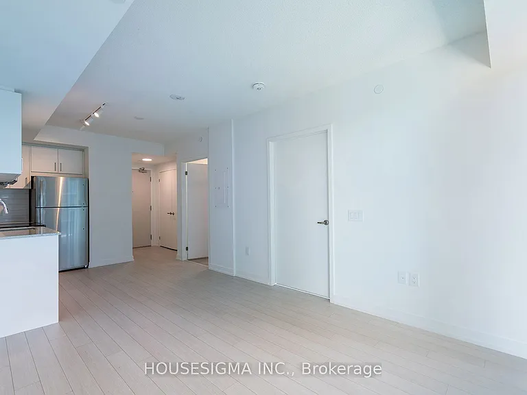 4010 Eglinton Ave W #1105 — Photo 20