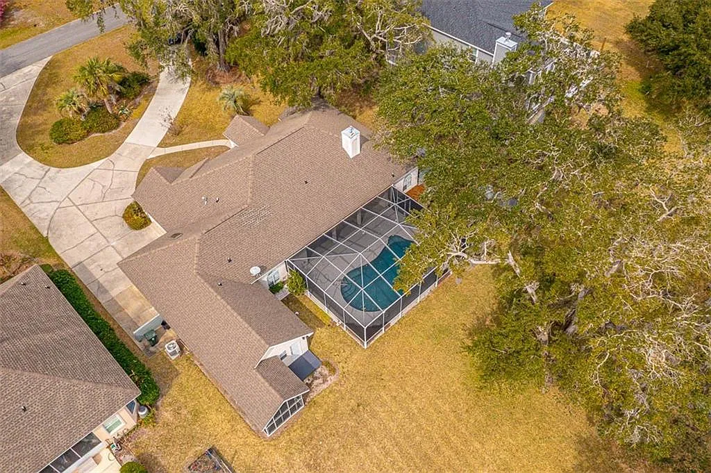 5 bed, 2.5 bath, 3126 sqft, $4,800 — Photo 3