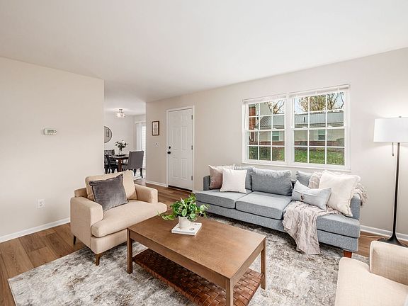 5th image of 1303 Lowland Ct