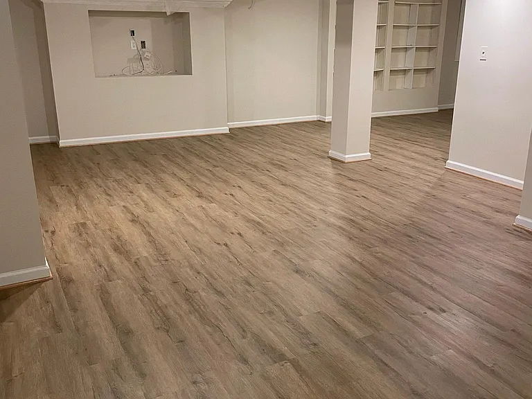 210 Earhart Ct — Photo 37