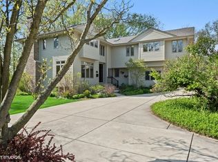 360 Hill Ave, Glen Ellyn, IL 60137