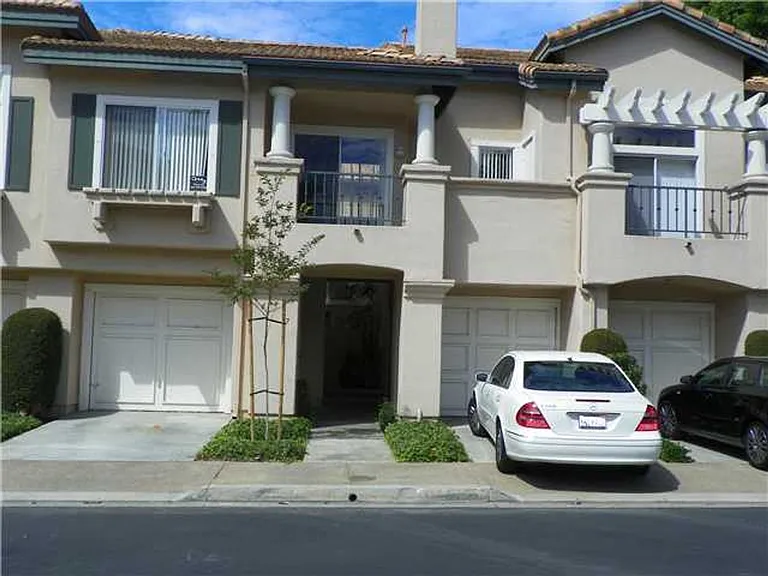 7205 Calabria Ct #7 — Photo 6