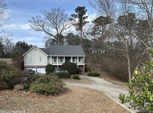 8235 Eagle Pointe Dr, Meridian, MS 39305