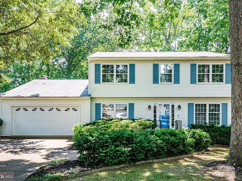 1st image of 604 Falmouth Dr