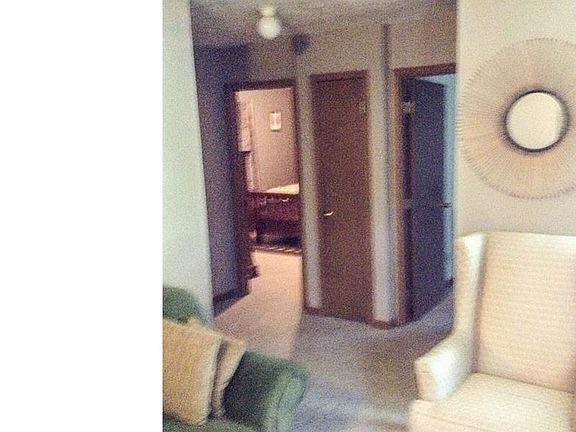 5th image of 50526 Cindy Dr