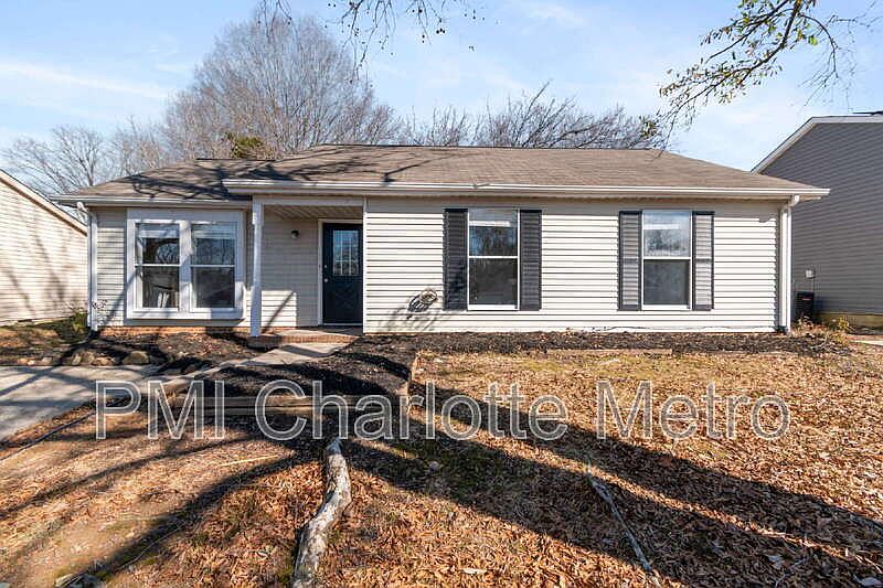 1st image of 3214 Old House Cir