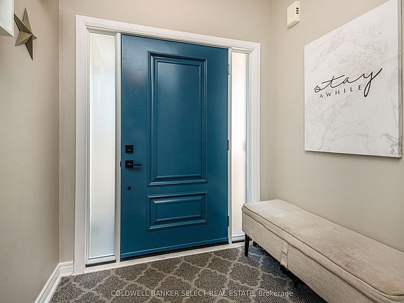 5th image of 32 Coolspring Cres