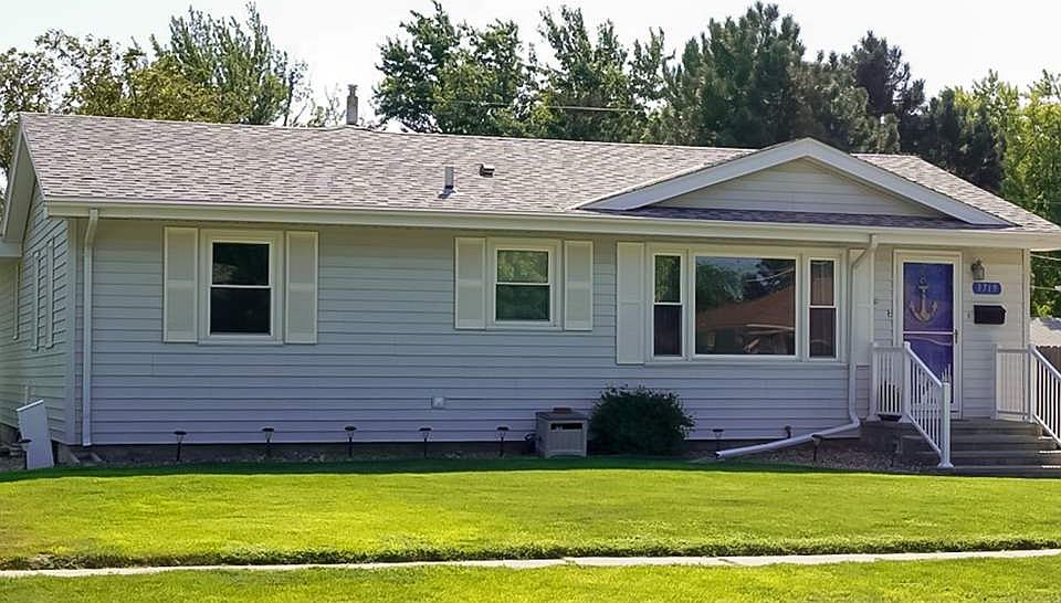 1st image of 3719 D Ave