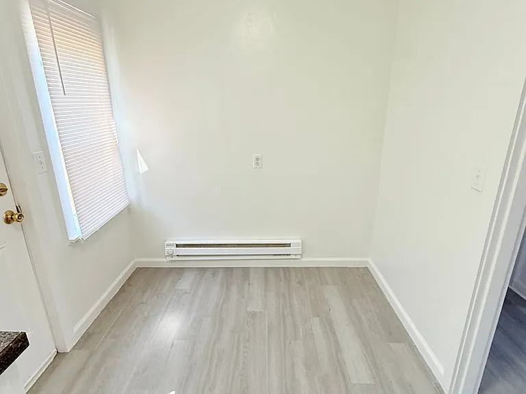415 11th Street Pl — Photo 6