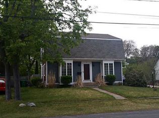 9 Carson Ave, Warwick, RI 02886