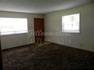 1712 S Plaza Ave, Springfield, MO 65804