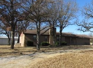 2207 Hospital Rd, Healdton, OK 73438