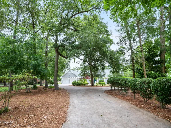 711 N Green Tee Road, Hampstead, NC 28443