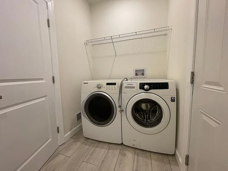 9 Poplar Dr #A — Photo 15